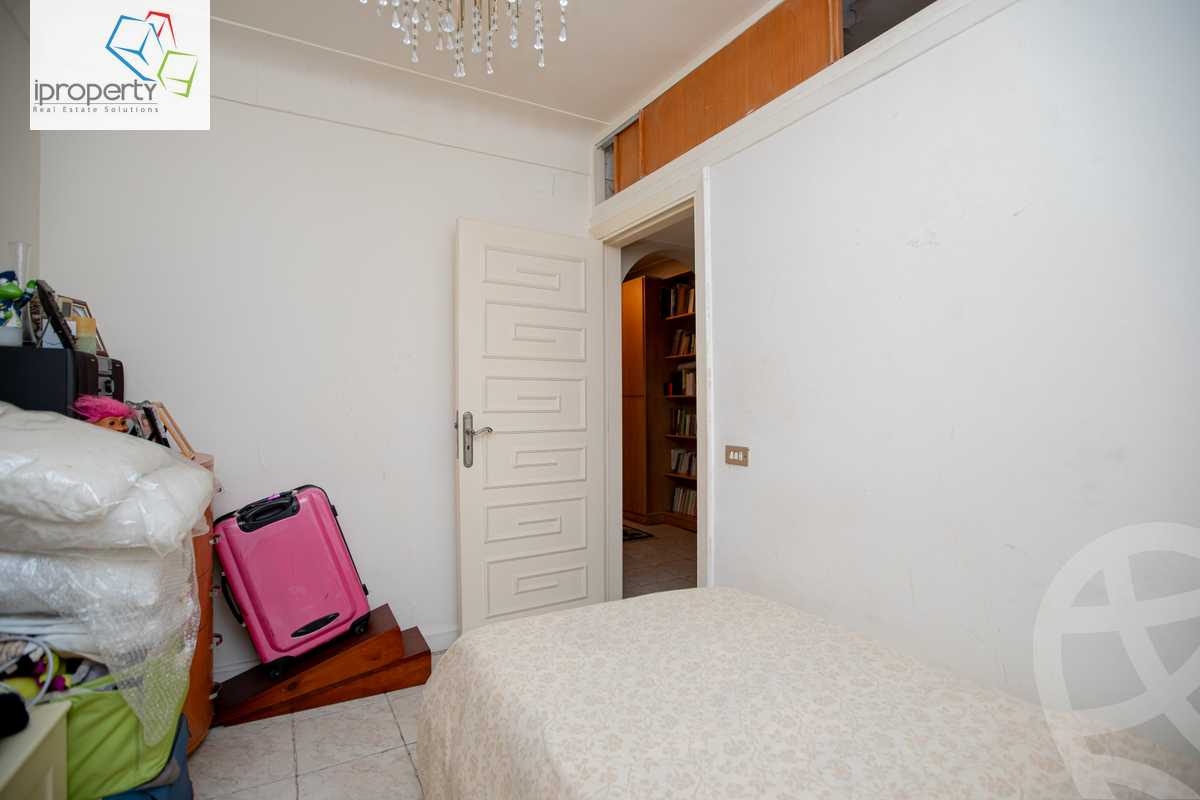 https://aqarmap.com.eg/en/listing/5643464-for-sale-alexandria-zezenia-mahmoud-el-deeb-st