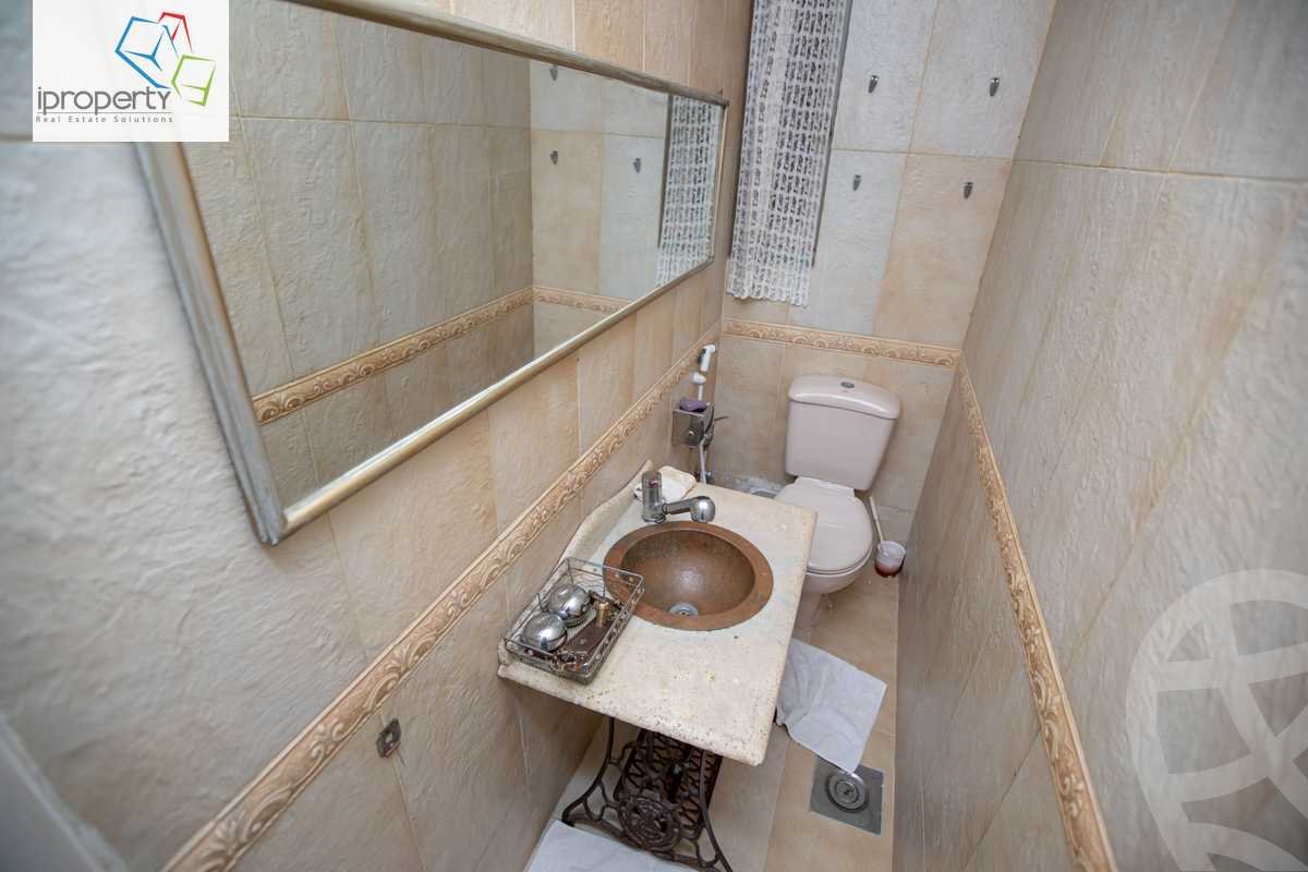 https://aqarmap.com.eg/en/listing/5643464-for-sale-alexandria-zezenia-mahmoud-el-deeb-st