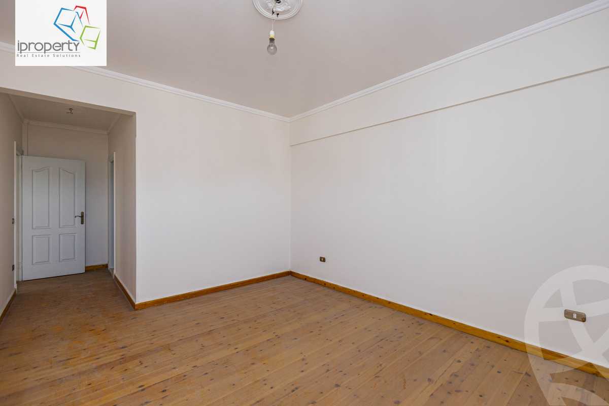 https://aqarmap.com.eg/en/listing/5781997-for-sale-alexandria-kafr-abdo