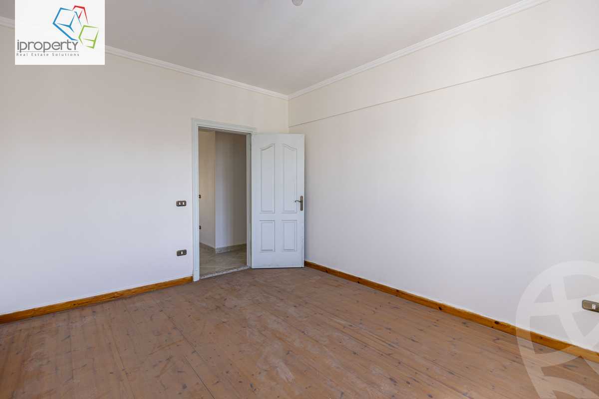 https://aqarmap.com.eg/en/listing/5781997-for-sale-alexandria-kafr-abdo