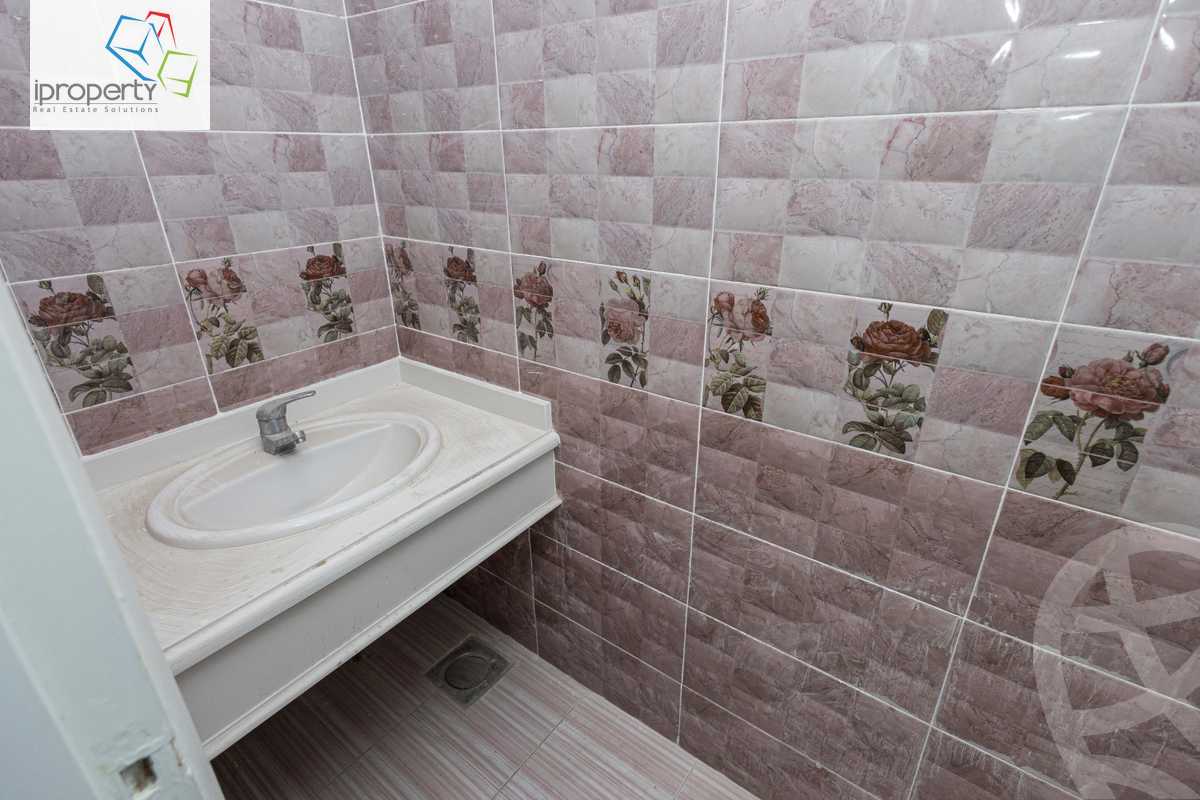 https://aqarmap.com.eg/en/listing/5781997-for-sale-alexandria-kafr-abdo