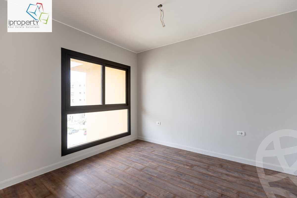 https://aqarmap.com.eg/ar/listing/5794444-for-sale-cairo-6th-of-october-hadaeq-october-kmbwnd-fy-hdyq-ktwbr-o-west-tulwa-o-west