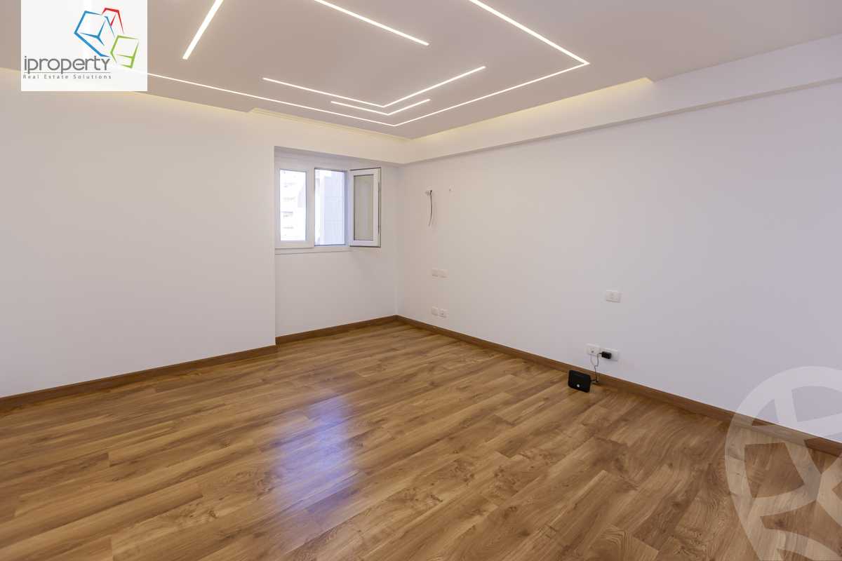 https://aqarmap.com.eg/en/listing/5810516-for-sale-alexandria-saba-basha-abd-el-salam-aref-st