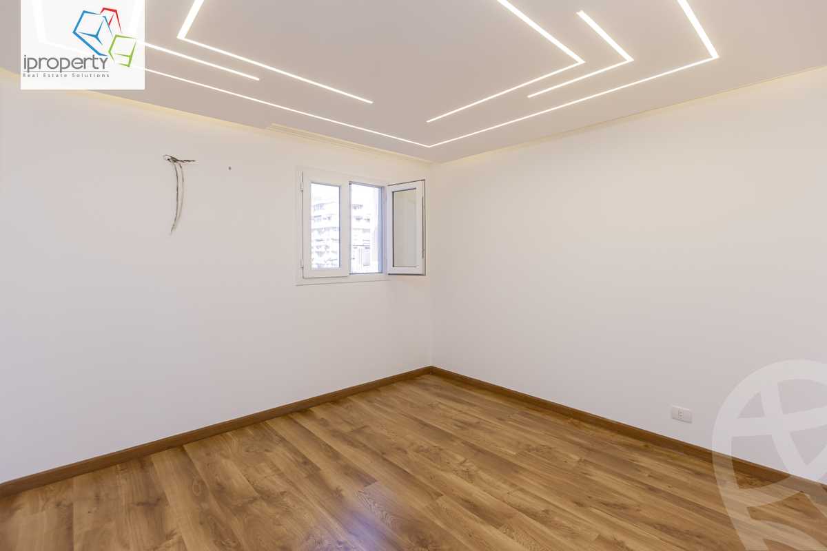 https://aqarmap.com.eg/en/listing/5810516-for-sale-alexandria-saba-basha-abd-el-salam-aref-st