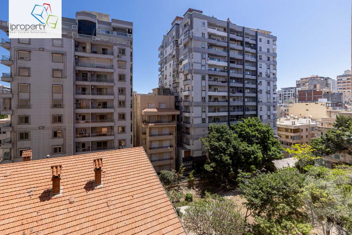 https://aqarmap.com.eg/en/listing/5943989-for-sale-alexandria-stanley-abd-el-aziz-fahmy-st