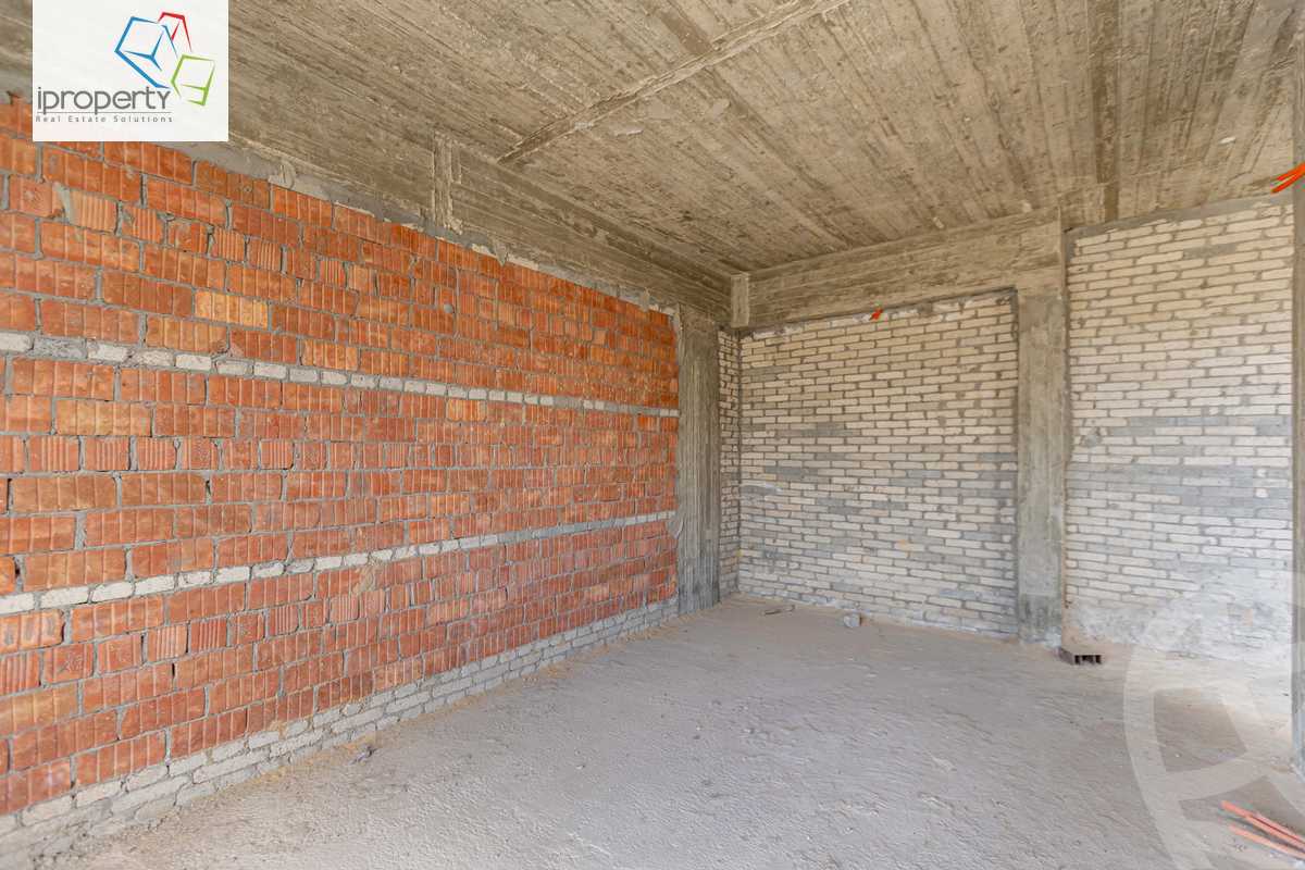 https://aqarmap.com.eg/ar/listing/5967103-for-sale-alexandria-international-coastal-road-compounds-in-international-coastal-road-blm-hylz-lskndry