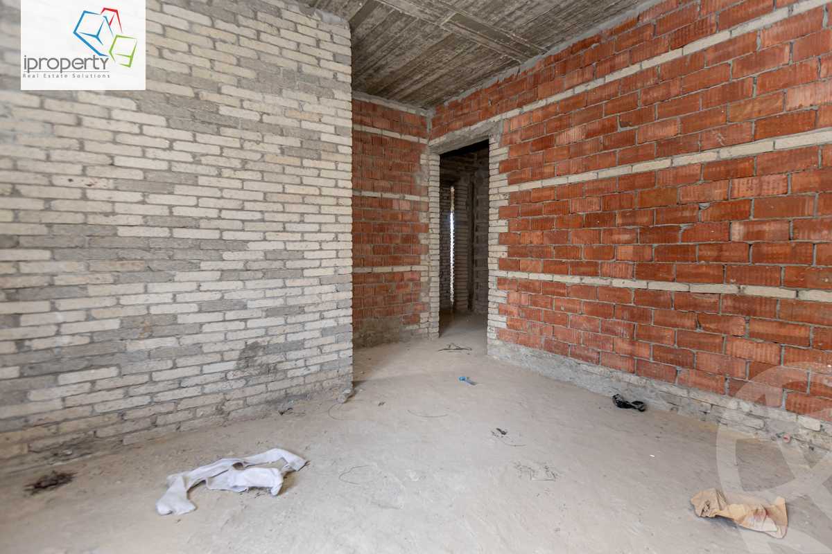 https://aqarmap.com.eg/ar/listing/5967103-for-sale-alexandria-international-coastal-road-compounds-in-international-coastal-road-blm-hylz-lskndry