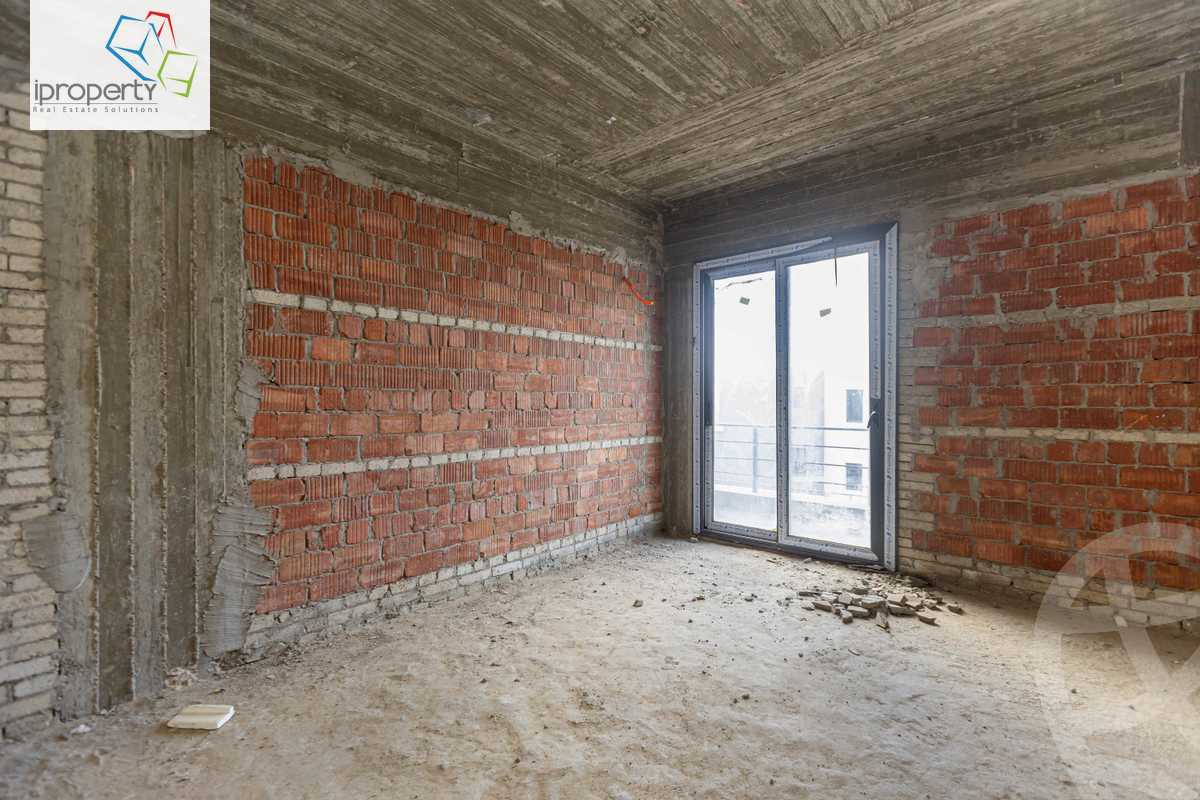 https://aqarmap.com.eg/ar/listing/5967103-for-sale-alexandria-international-coastal-road-compounds-in-international-coastal-road-blm-hylz-lskndry