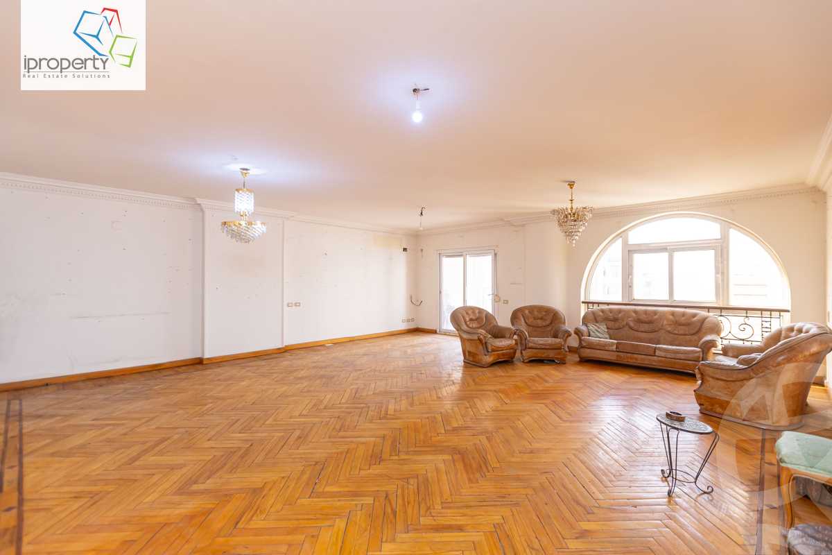 https://aqarmap.com.eg/en/listing/5986389-for-sale-alexandria-smouha-elshohada-square-rd