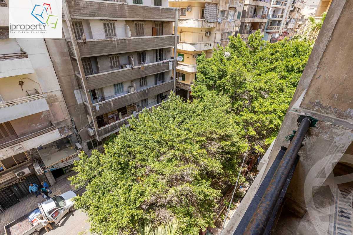 https://aqarmap.com.eg/en/listing/6014952-for-sale-alexandria-sporting-shr-bwr-s-yd
