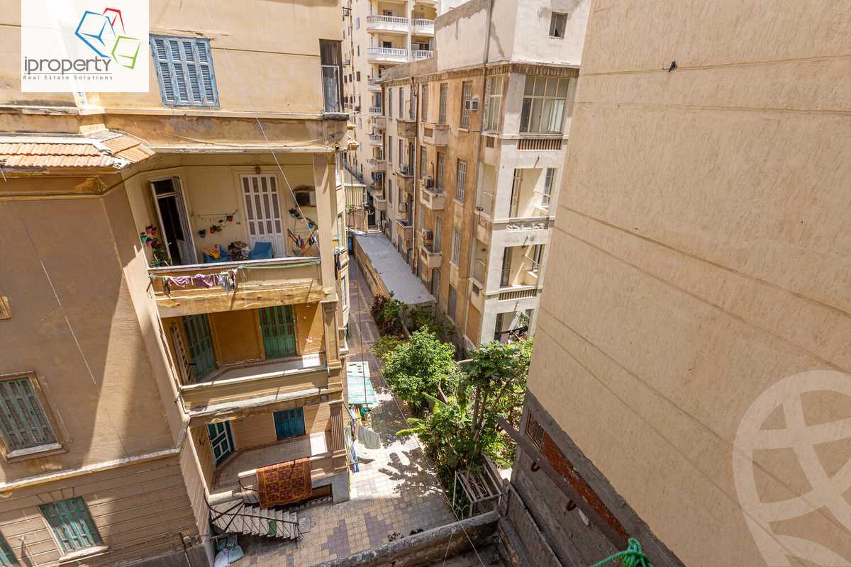 https://aqarmap.com.eg/en/listing/6014952-for-sale-alexandria-sporting-shr-bwr-s-yd