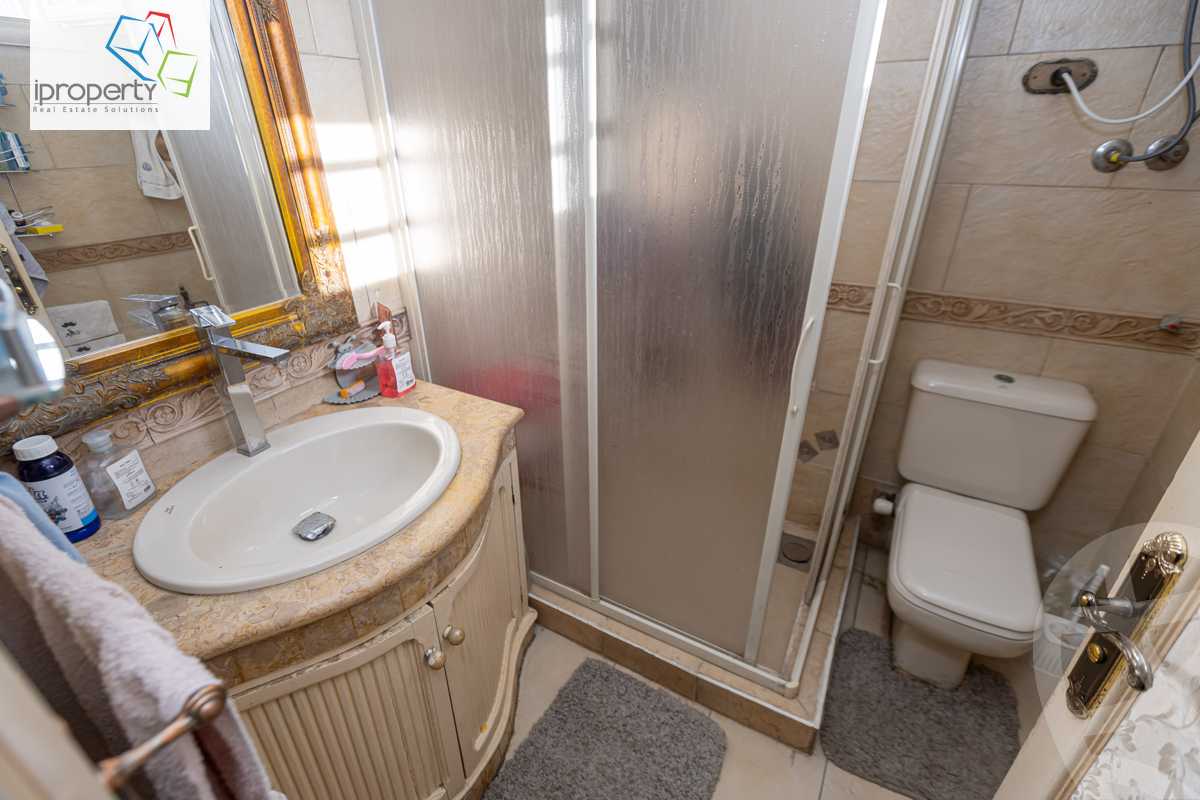 https://aqarmap.com.eg/en/listing/6020838-for-sale-alexandria-lauran-shaarawy-st