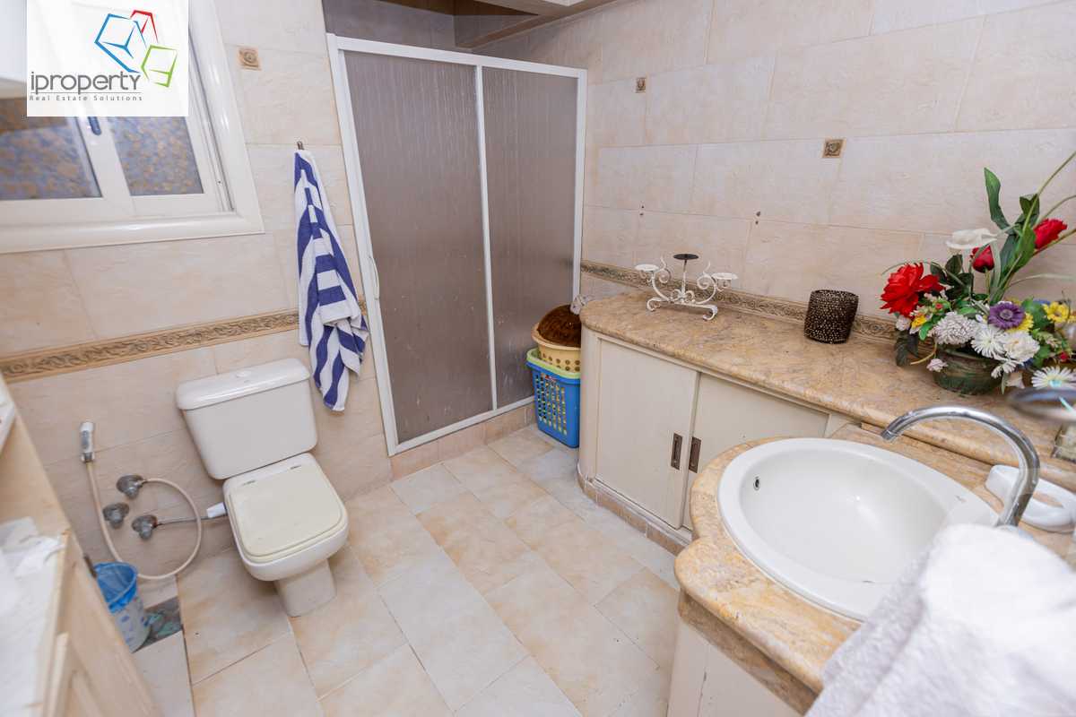 https://aqarmap.com.eg/en/listing/6020838-for-sale-alexandria-lauran-shaarawy-st