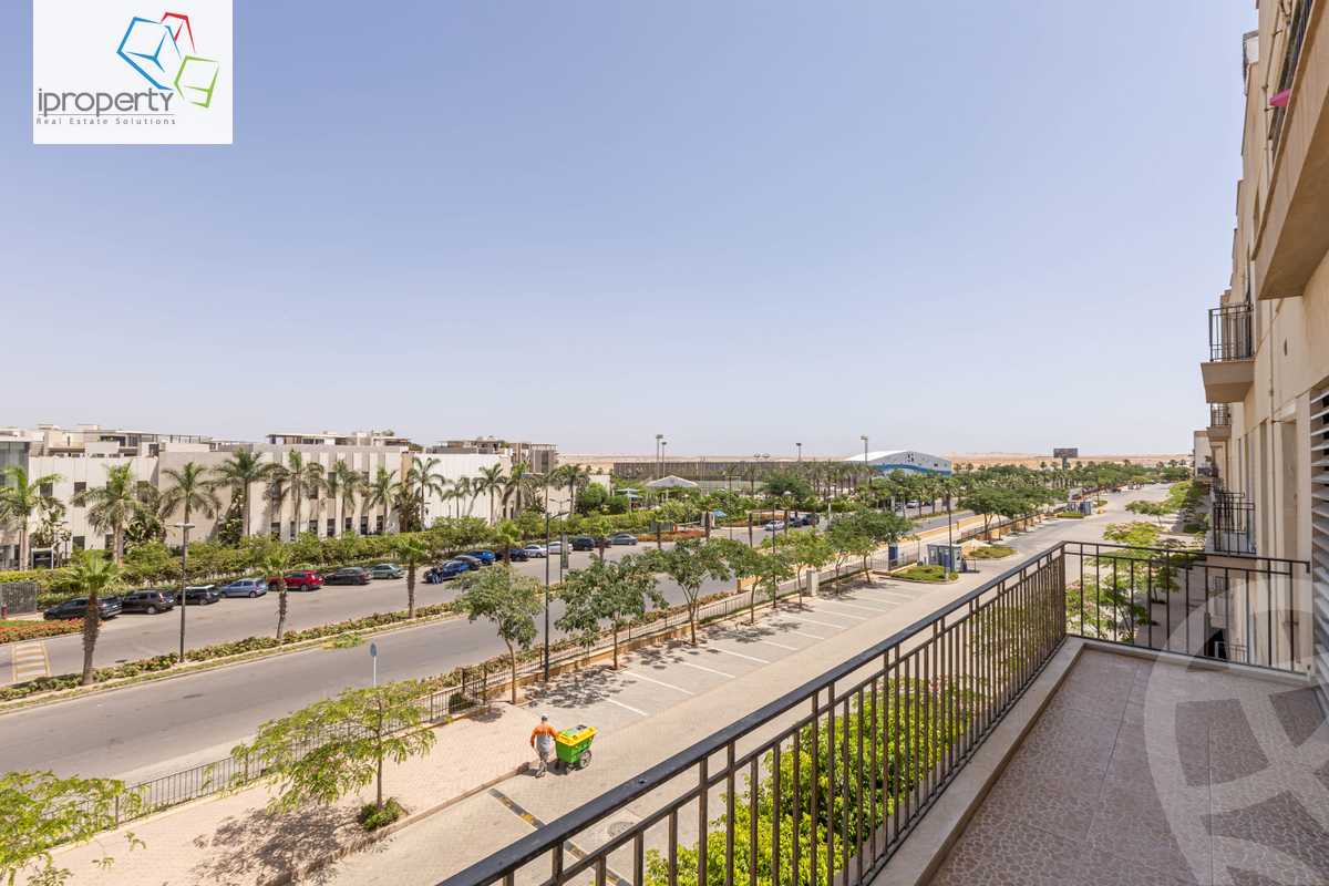 https://aqarmap.com.eg/en/listing/6020284-for-rent-cairo-el-sheikh-zayed-city-compounds-kmbwnd-wyst-twn-swdyk