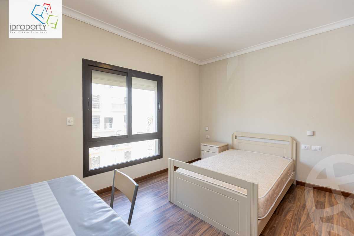 https://aqarmap.com.eg/en/listing/6020284-for-rent-cairo-el-sheikh-zayed-city-compounds-kmbwnd-wyst-twn-swdyk