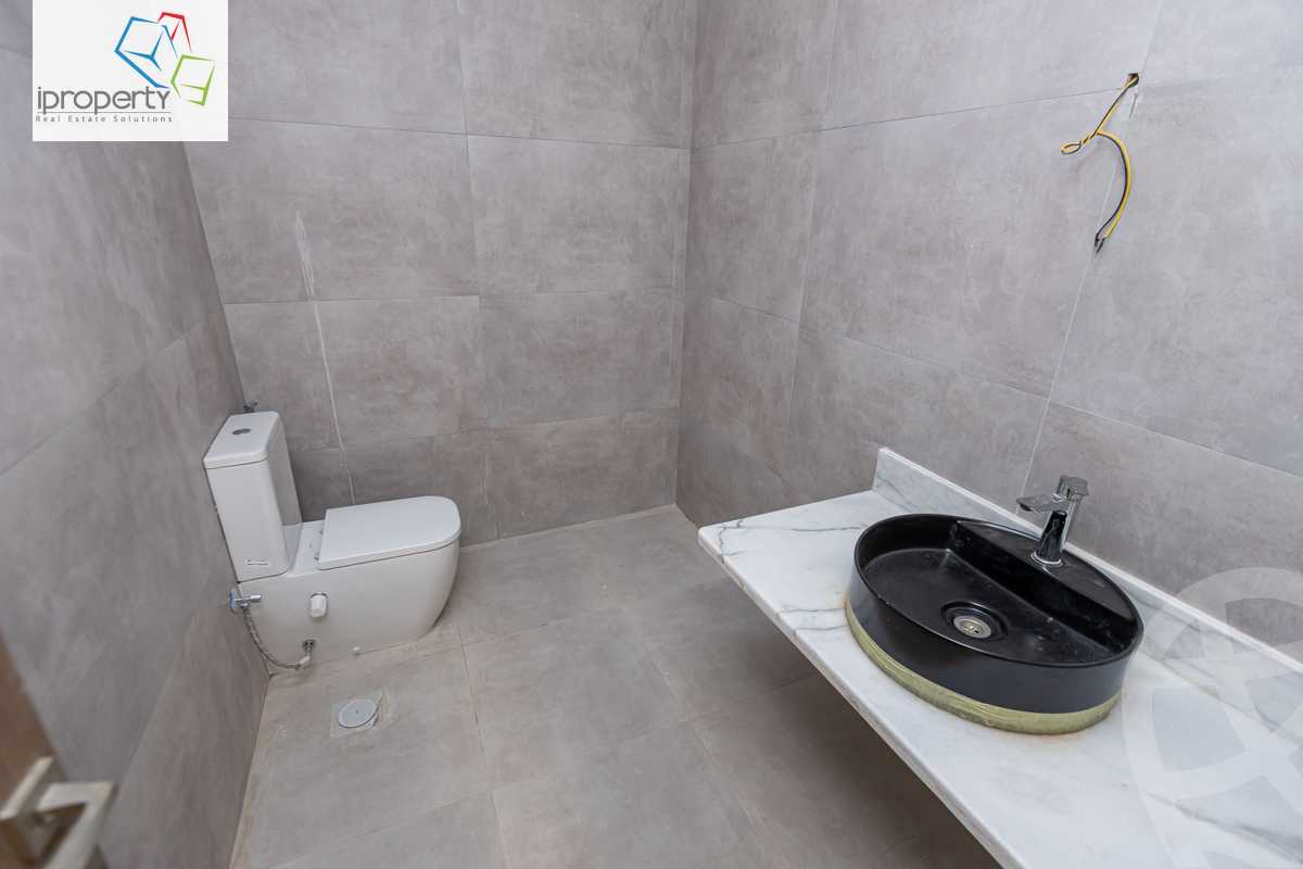https://aqarmap.com.eg/ar/listing/6042130-for-rent-cairo-6th-of-october-jml-bd-lnsr