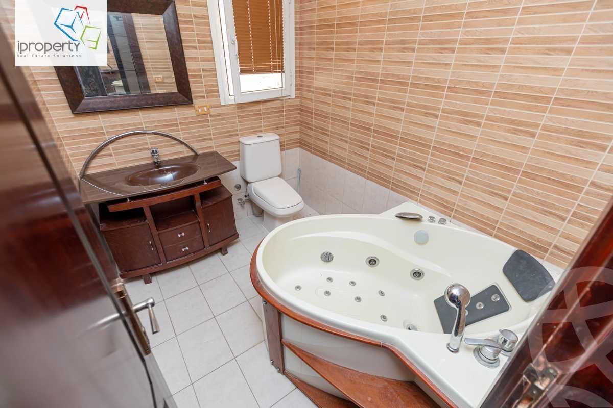 https://aqarmap.com.eg/en/listing/6062344-for-sale-alexandria-cairo-alexandria-desert-road-compounds-merosa