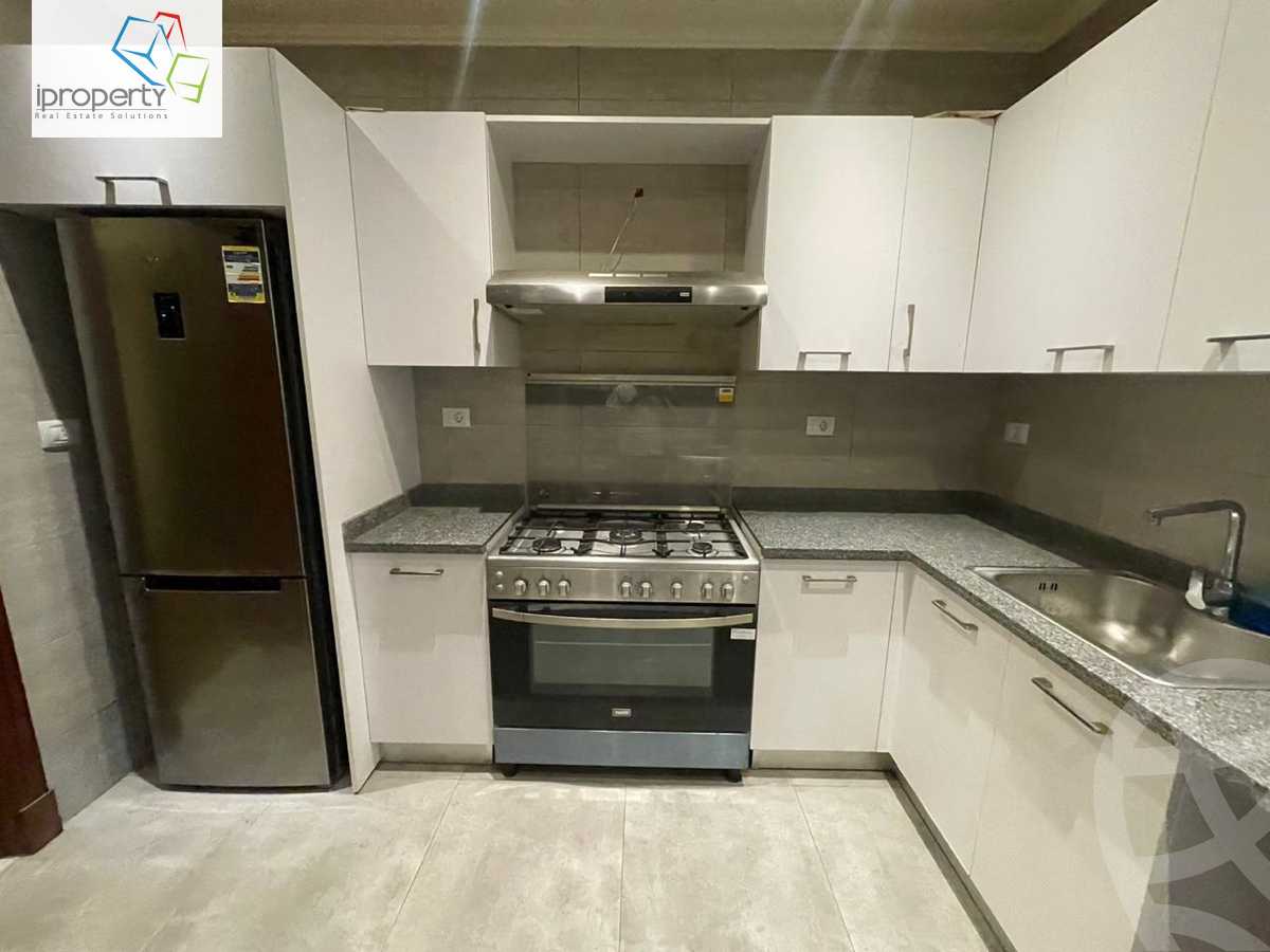 https://aqarmap.com.eg/ar/listing/6151972-for-rent-cairo-el-sheikh-zayed-city-compounds-kmbwnd-wyst-twn-swdyk
