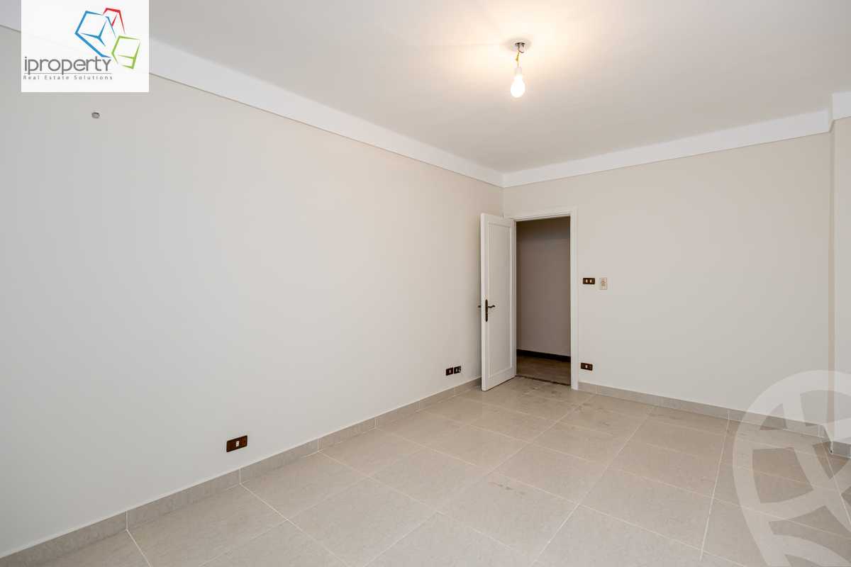 https://aqarmap.com.eg/ar/listing/6161840-for-sale-alexandria-smouha-tout-ankh-amoun-st