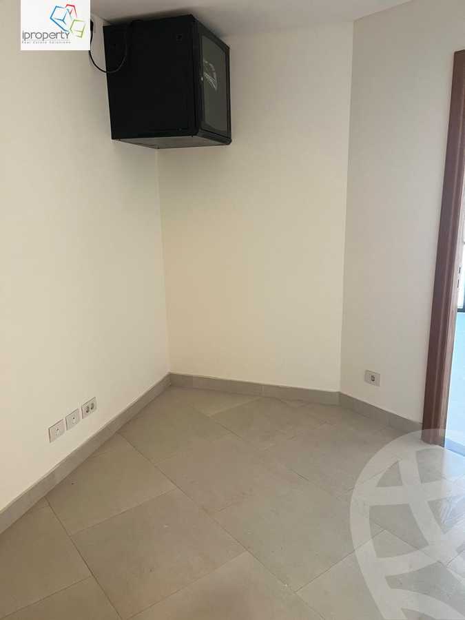 https://aqarmap.com.eg/en/listing/6281884-for-rent-cairo-el-sheikh-zayed-city-compounds-kmbwnd-wyst-twn-swdyk