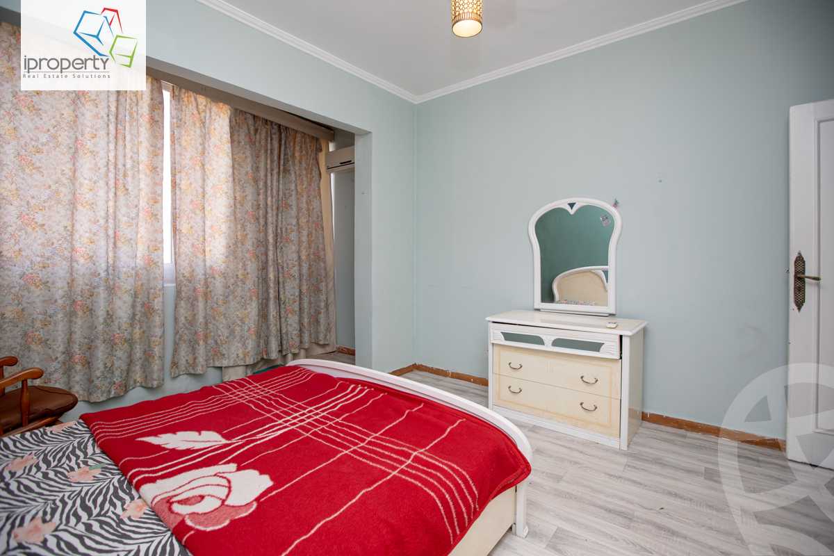 https://aqarmap.com.eg/ar/listing/6282410-for-rent-alexandria-zezenia-ahmed-othman-st