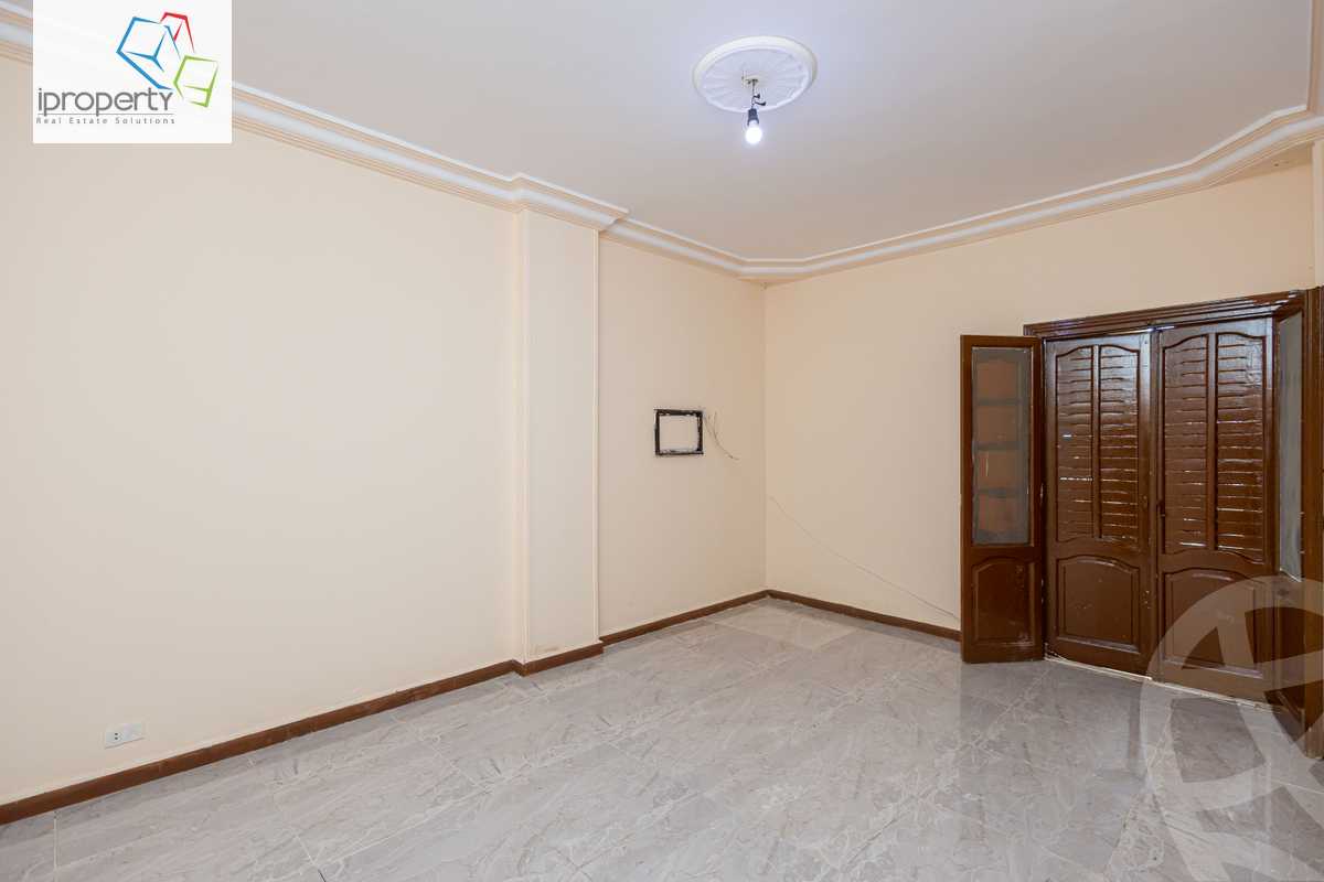https://aqarmap.com.eg/ar/listing/6306636-for-rent-alexandria-king-maryot-mohamed-rashid-st