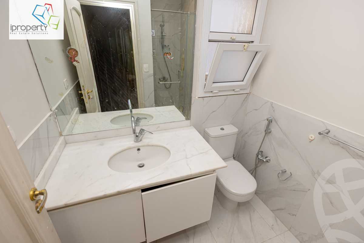 https://aqarmap.com.eg/en/listing/6306113-for-sale-alexandria-zezenia-ibrahim-el-attar-st