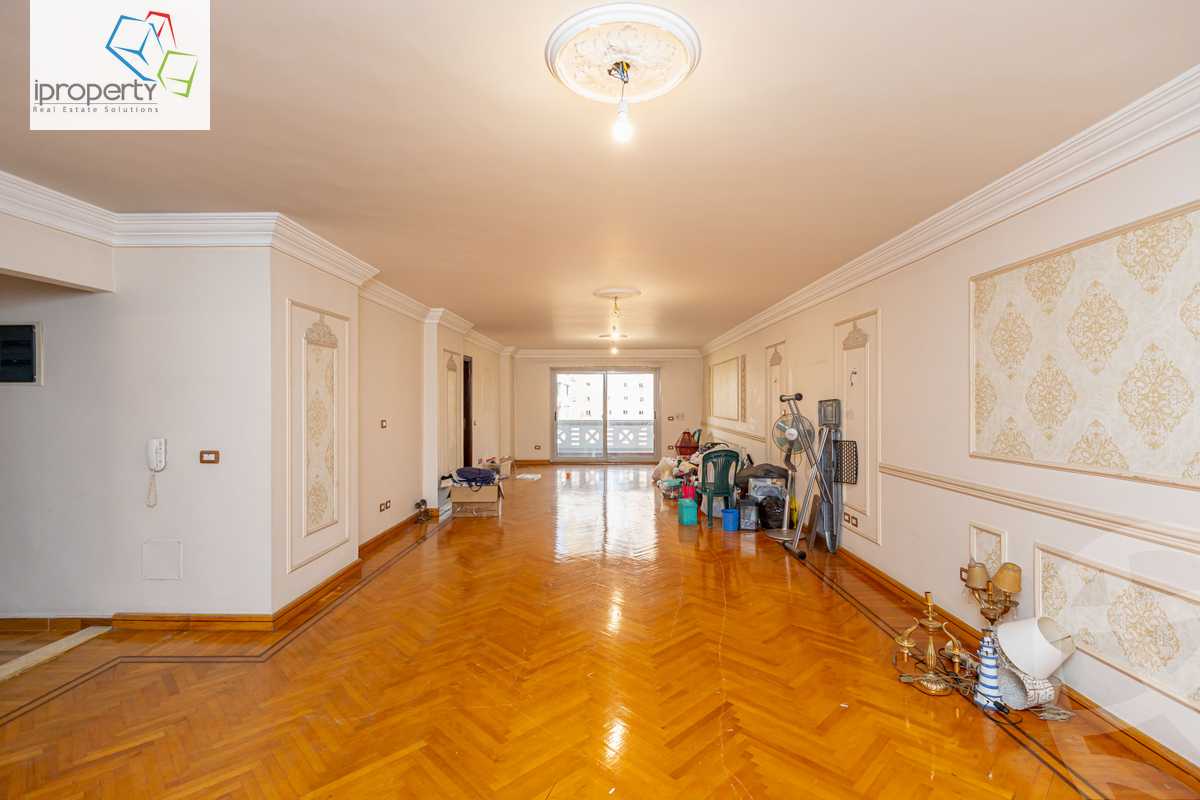 https://aqarmap.com.eg/ar/listing/6310094-for-sale-alexandria-glim-mostafa-maher-st