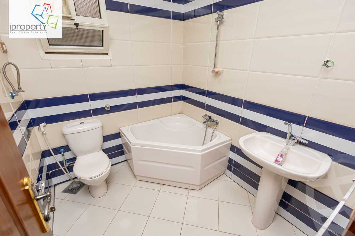 https://aqarmap.com.eg/ar/listing/6310094-for-sale-alexandria-glim-mostafa-maher-st