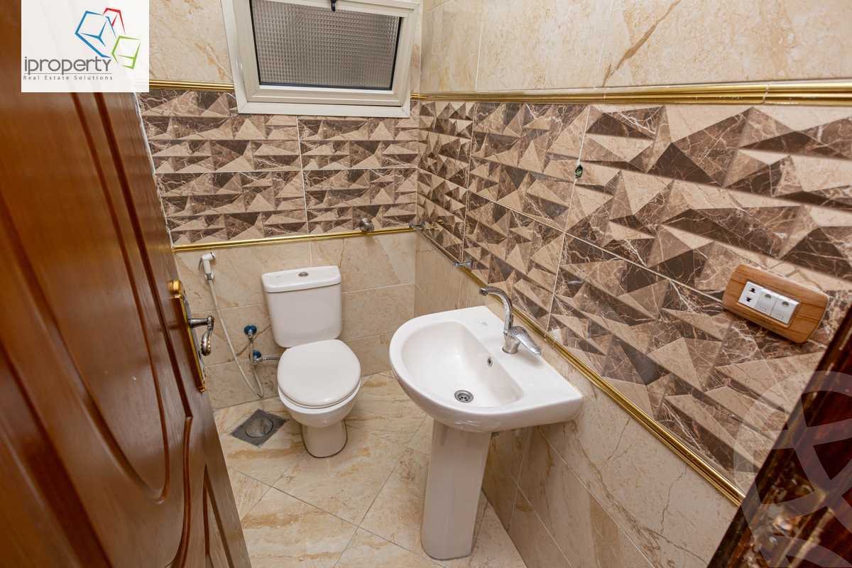 https://aqarmap.com.eg/ar/listing/6310094-for-sale-alexandria-glim-mostafa-maher-st
