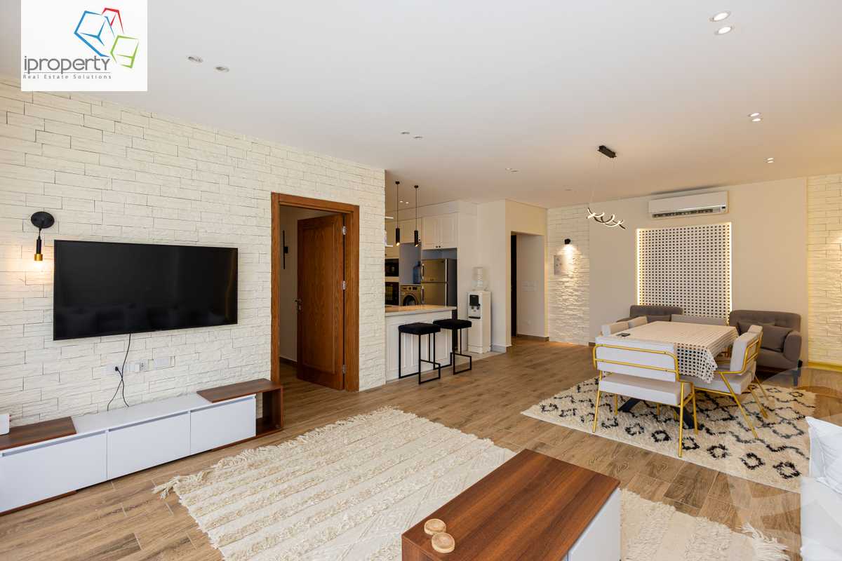 https://aqarmap.com.eg/ar/listing/6313125-for-rent-cairo-6th-of-october-compounds-aeon