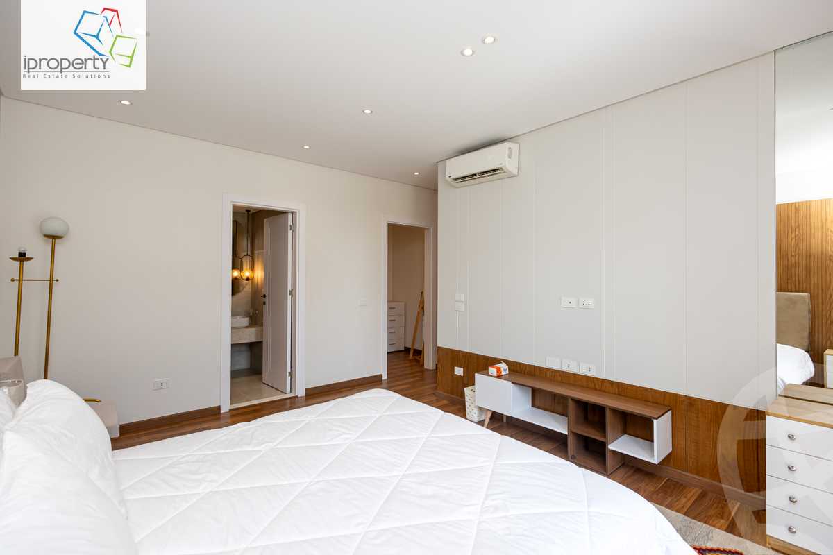 https://aqarmap.com.eg/ar/listing/6313125-for-rent-cairo-6th-of-october-compounds-aeon