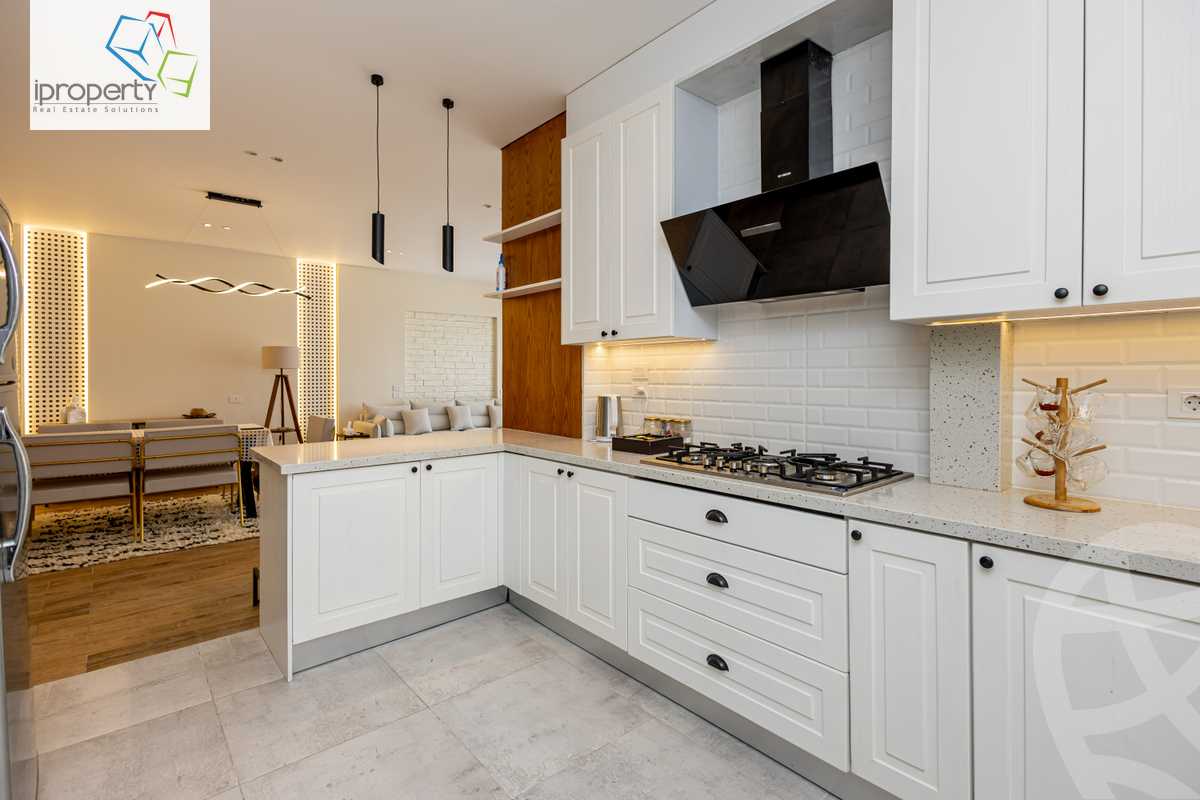 https://aqarmap.com.eg/ar/listing/6313125-for-rent-cairo-6th-of-october-compounds-aeon