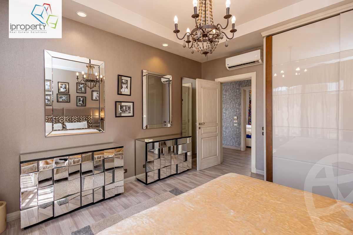 https://aqarmap.com.eg/en/listing/6313306-for-sale-cairo-el-sheikh-zayed-city-compounds-casa