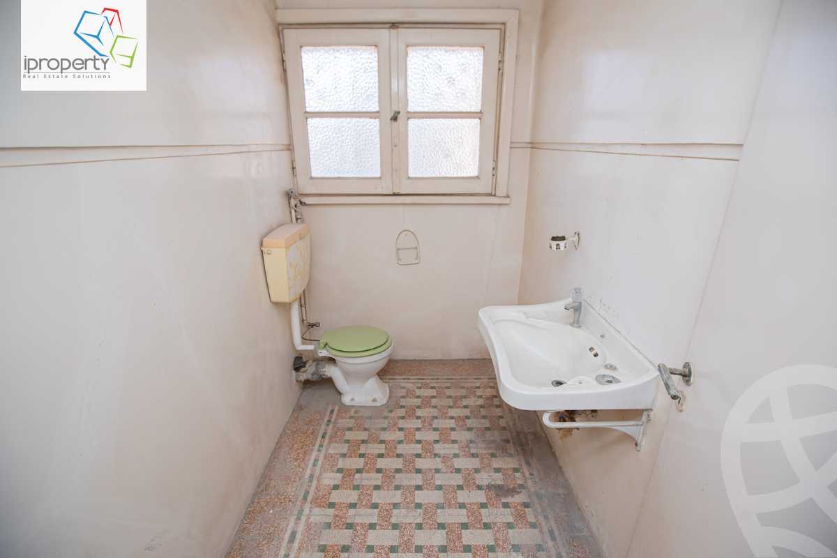 https://aqarmap.com.eg/en/listing/6359332-for-rent-alexandria-kafr-abdo-abd-el-monaem-ryad-st