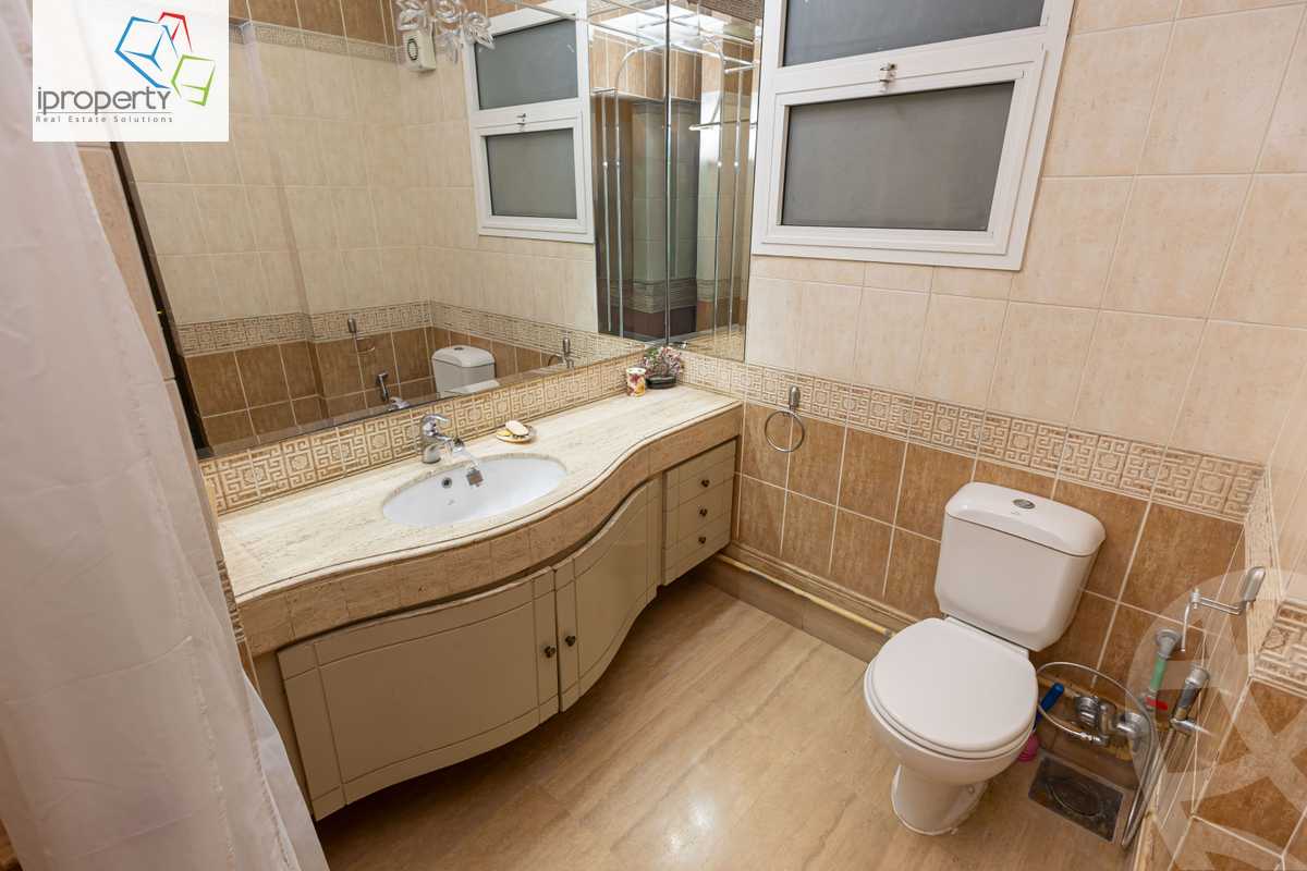 https://aqarmap.com.eg/ar/listing/6374370-for-rent-alexandria-zezenia-ahmed-othman-st