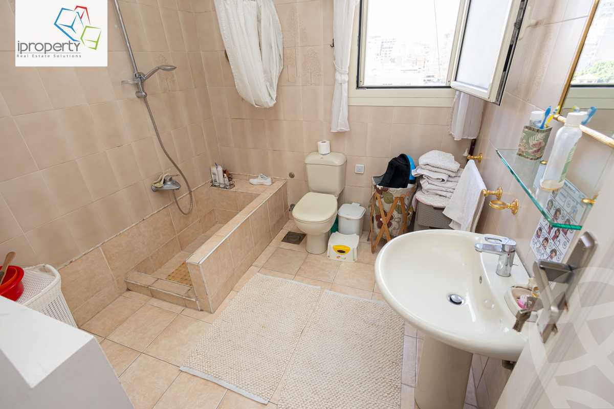https://aqarmap.com.eg/en/listing/6377112-for-sale-alexandria-roshdy-dr-morrison-st-st