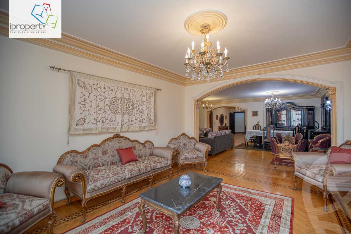 https://aqarmap.com.eg/ar/listing/6379250-for-rent-alexandria-kafr-abdo-kafr-abdou-st