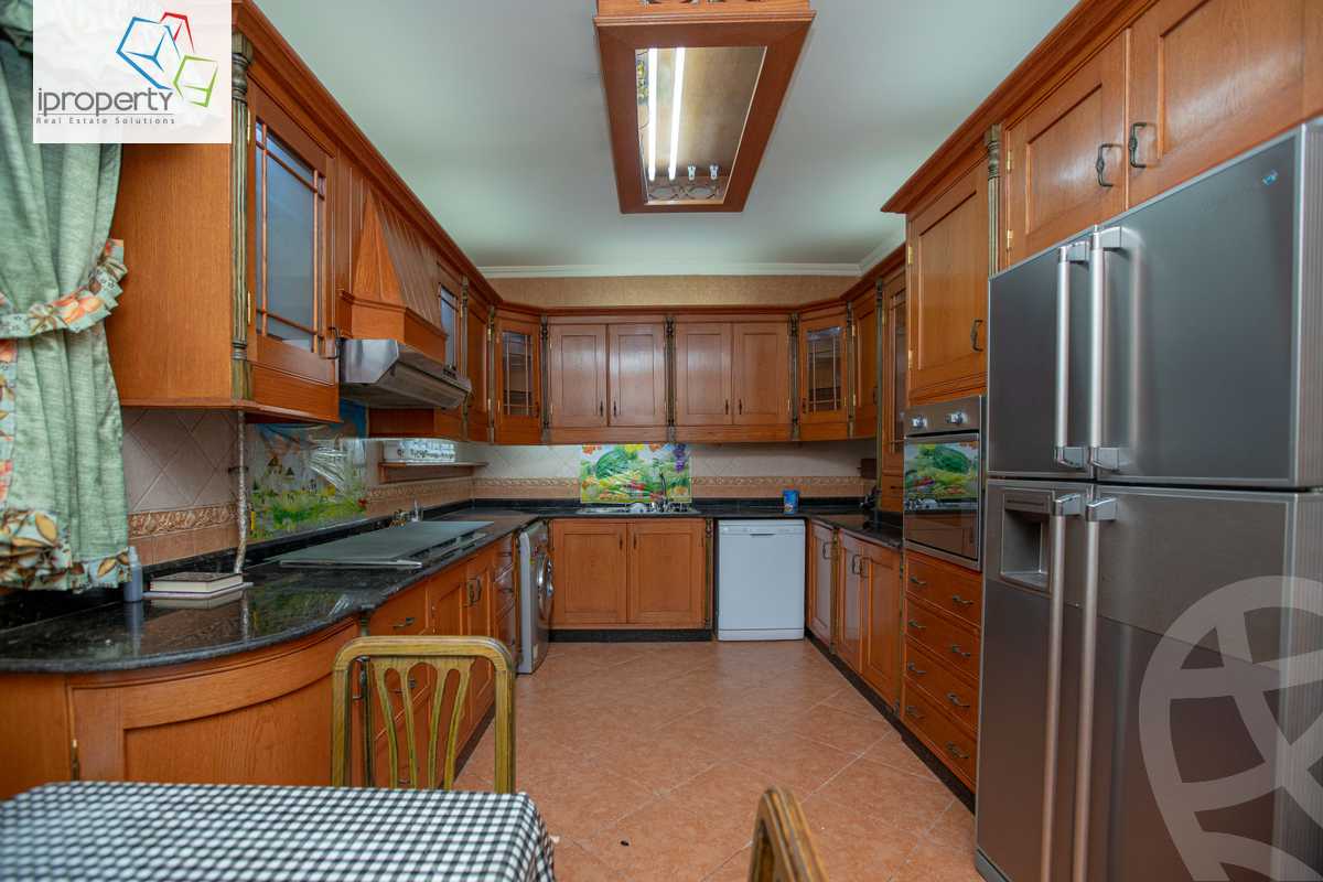 https://aqarmap.com.eg/ar/listing/6379250-for-rent-alexandria-kafr-abdo-kafr-abdou-st