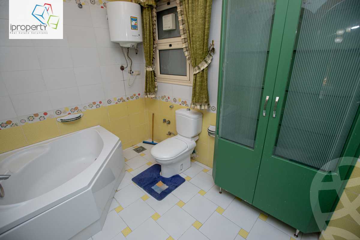 https://aqarmap.com.eg/ar/listing/6379250-for-rent-alexandria-kafr-abdo-kafr-abdou-st