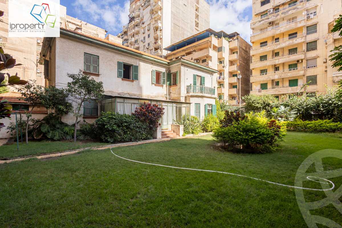 https://aqarmap.com.eg/en/listing/6425038-for-sale-alexandria-stanley-abd-el-aziz-fahmy-st
