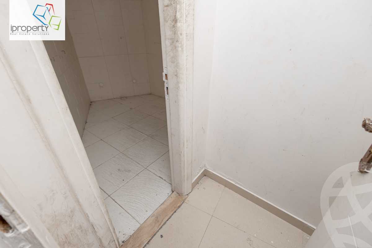 https://aqarmap.com.eg/en/listing/6543049-for-rent-alexandria-kafr-abdo-sant-giyn-st