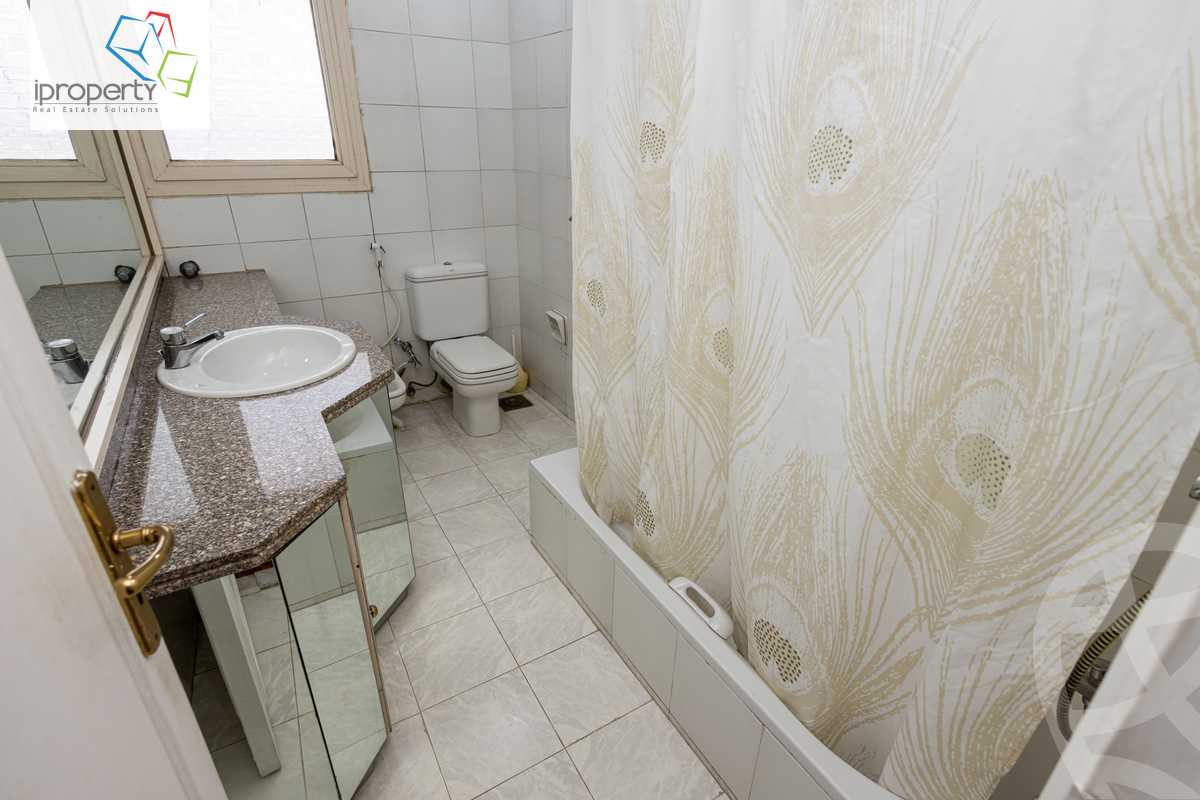 https://aqarmap.com.eg/ar/listing/6590459-for-rent-alexandria-kafr-abdo-kafr-abdou-st