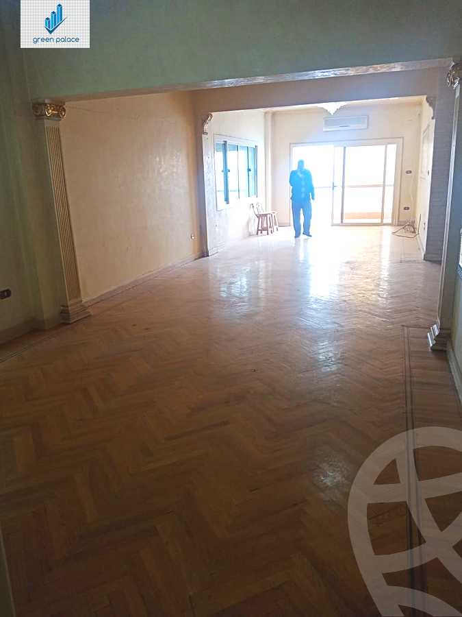 https://aqarmap.com.eg/en/listing/2508040-for-sale-cairo-dokki-kwrnysh-lnyl