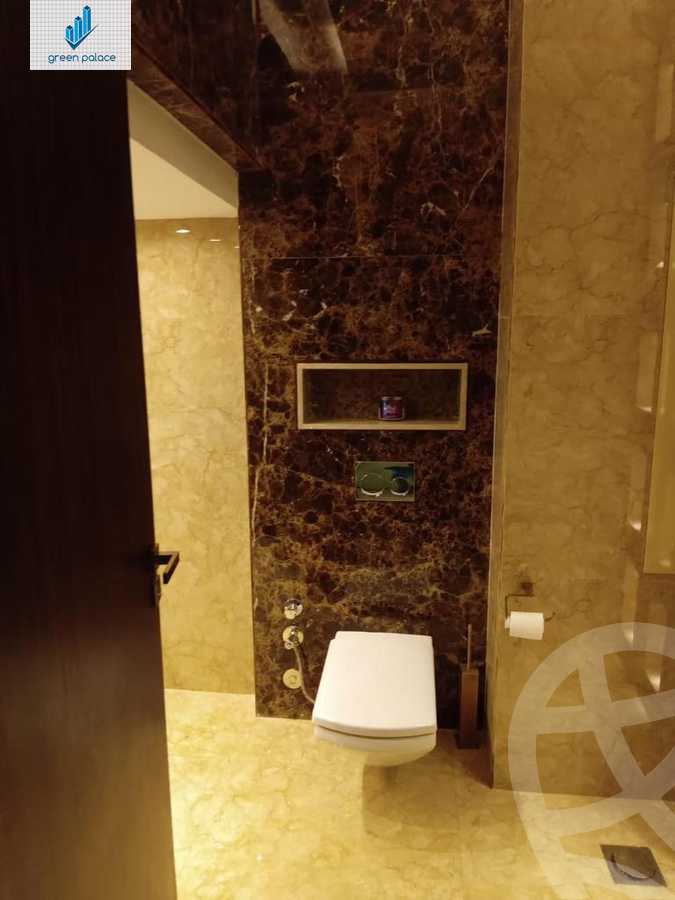 https://aqarmap.com.eg/en/listing/4260049-for-sale-cairo-el-sheikh-zayed-city-compounds-in-sheikh-zayed-royal-meadows
