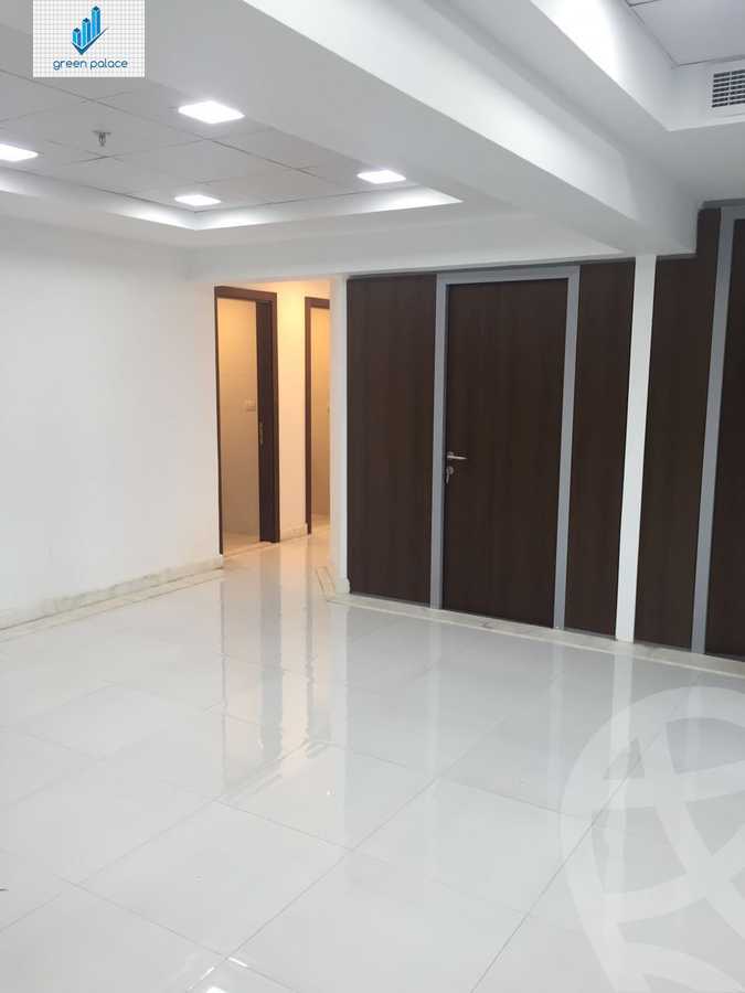 https://aqarmap.com.eg/ar/listing/4693786-for-rent-cairo-el-sheikh-zayed-city-compounds-dh-bwrtl-mwl-swdyk