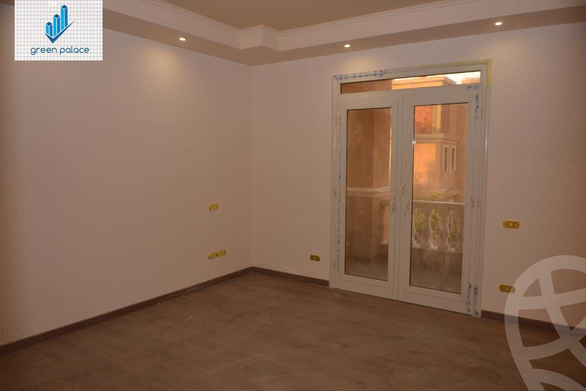 https://aqarmap.com.eg/en/listing/4346618-for-sale-cairo-new-cairo-compounds-maxim-country-club