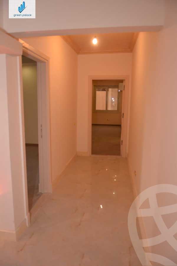 https://aqarmap.com.eg/en/listing/4346618-for-sale-cairo-new-cairo-compounds-maxim-country-club