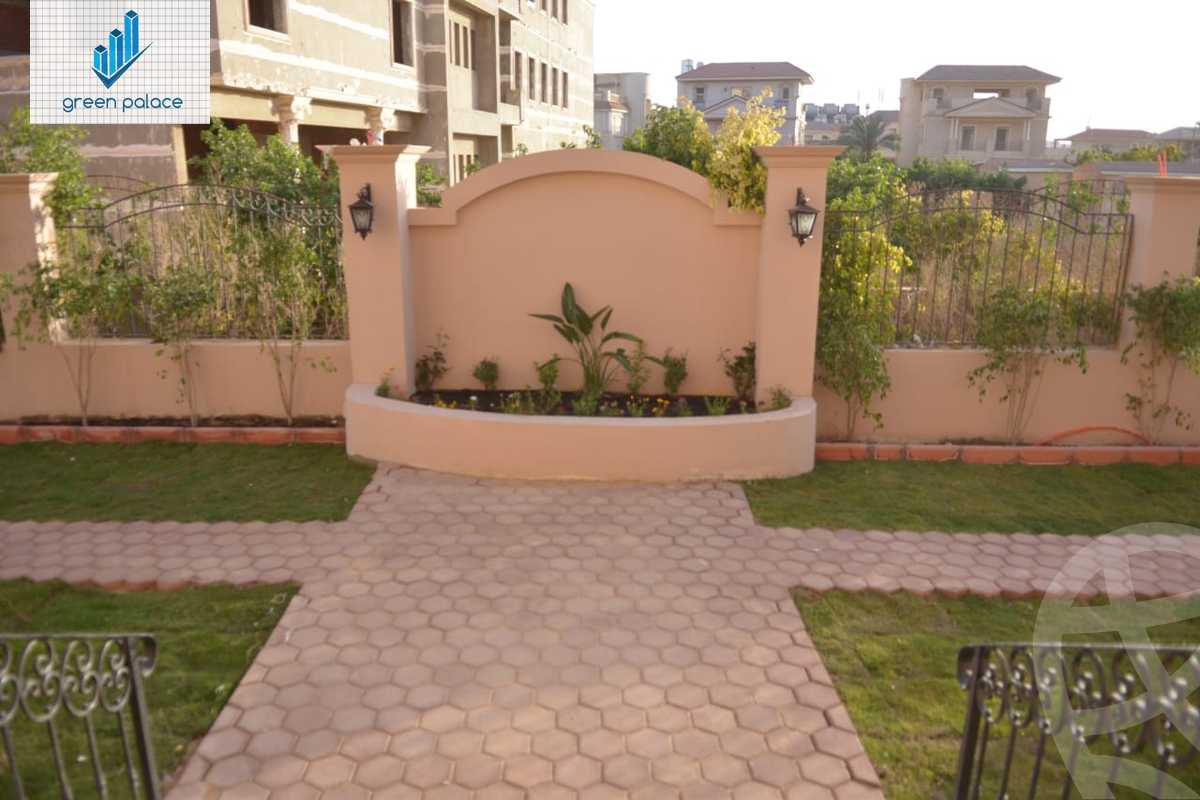 https://aqarmap.com.eg/en/listing/4346618-for-sale-cairo-new-cairo-compounds-maxim-country-club
