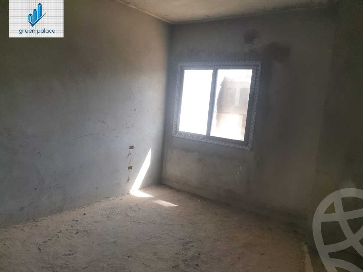 https://aqarmap.com.eg/en/listing/4346575-for-sale-cairo-el-sheikh-zayed-city-compounds-kmbwnd-wyst-twn-swdyk